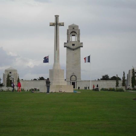 דירות Villers-Bretonneux Le Gite De Beatrice Et Laurent מראה חיצוני תמונה